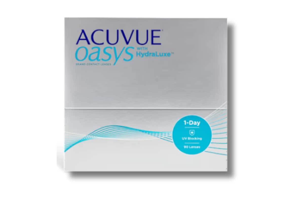 ACUVUE OASYS 1-Day with HydraLuxe contact lens box showing daily disposable lenses with UV blocking.