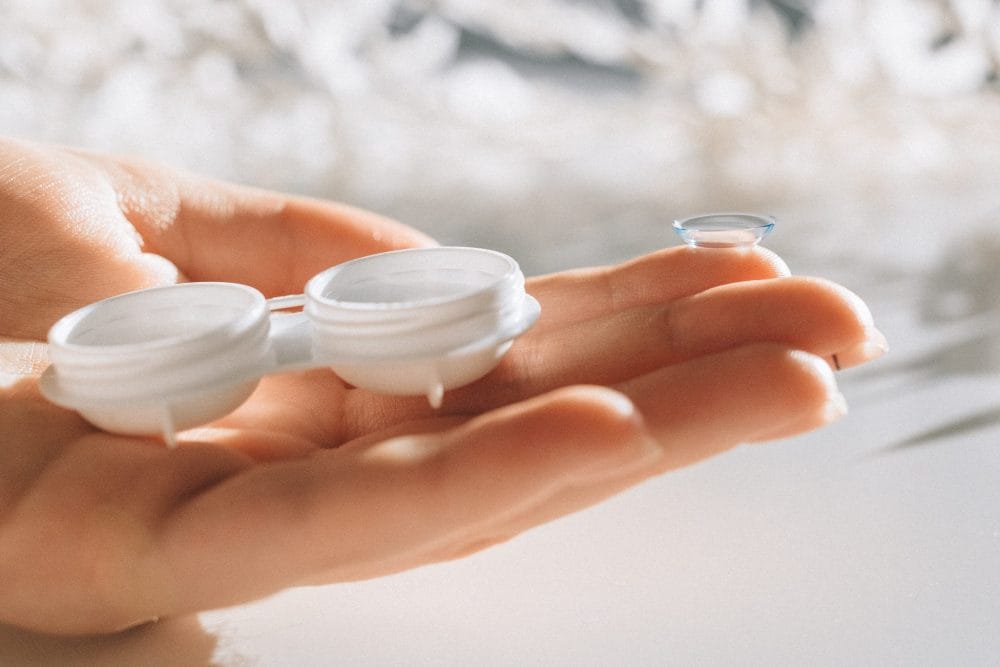 hand-holding-contact-lens-case